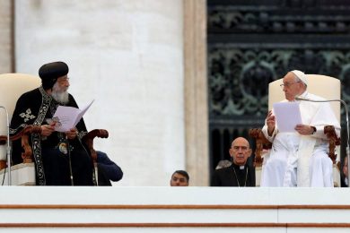 Ecumenismo: Papa e patriarca da Igreja Ortodoxa Copta sublinham «amizade crescente» entre as duas comunidades