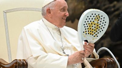 Vaticano: «Não deixem de praticar desporto por paixão» - Francisco
