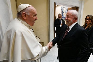 Vaticano: Papa recebeu presidente do Brasil