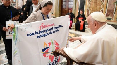 Vaticano: Papa salientou que as Obras Missionárias Pontifícias «não são uma mera agência de distribuição de fundos»