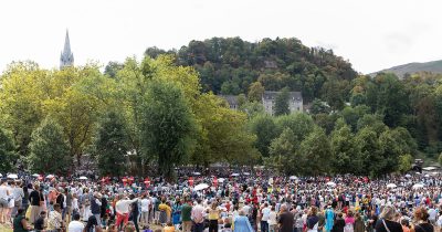 Vaticano: Papa reza pela paz, em mensagem ao Santuário de Lourdes