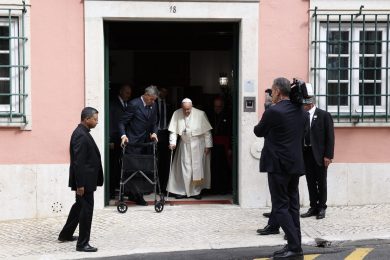 Igreja/Portugal: Papa encontrou-se com vítimas de abusos - Vaticano