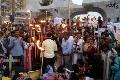 Paquistão: Dia de oração une católicos após onda de violência contra igrejas