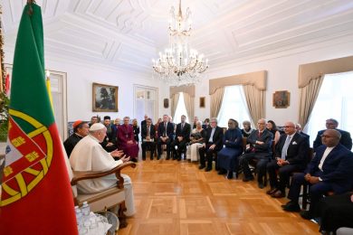 Lisboa 2023: Reunião de líderes religiosos com o Papa foi encontro de «irmãos», dizem participantes