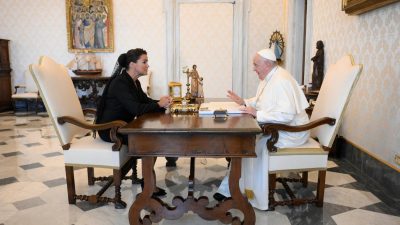 Vaticano: Papa Francisco recebeu presidente da Hungria