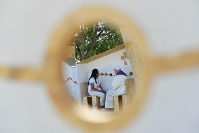 JMJ 2023: Papa confessou três jovens, no Parque do Perdão