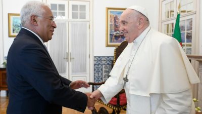 Vaticano: António Costa vai ser recebido pelo Papa Francisco