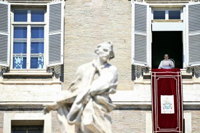Vaticano: Papa reforça críticas a «praga» da bisbilhotice