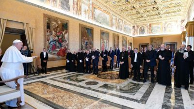 Vaticano: Papa aponta a «caminhos de unidade» entre cristãos, para superar feridas do passado