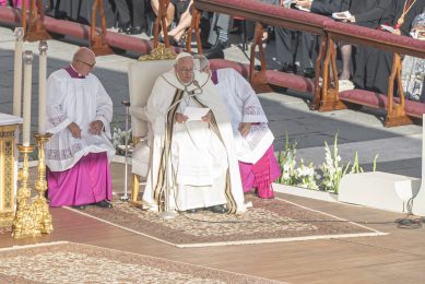 Homilia do Papa Francisco na Missa com os novos cardeais