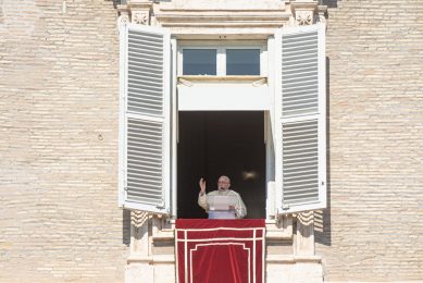 Vaticano: Papa agradece orações pelo Sínodo, «evento eclesial de escuta»