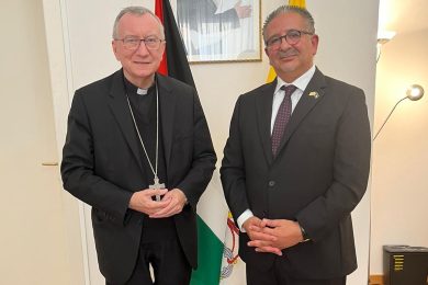 Vaticano: Cardeal Pietro Parolin visitou Embaixada da Palestina