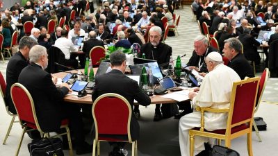 Vaticano: Sínodo prepara síntese final, apontando a envolvimento das comunidades rumo ao encontro de 2024