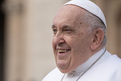 Vaticano: Papa questiona cristãos «tristes», apresentando alegria como marca da evangelização
