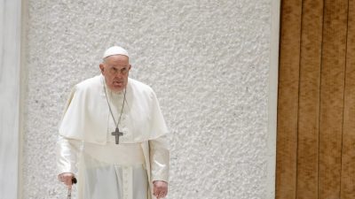Vaticano: Francisco recordou «grave situação» em Israel e Palestina, convidando a rezar pela paz