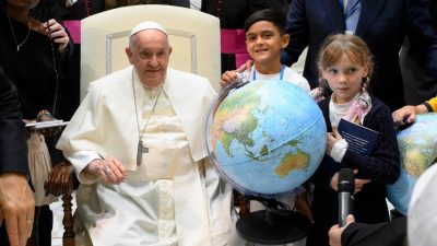 Igreja/Sociedade: «Nenhuma guerra vale as lágrimas das crianças», afirma o Papa