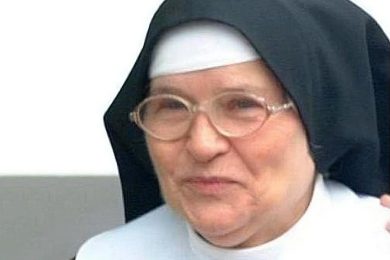 Vida Consagrada: Faleceu a Irmã Maria Teresa do Santíssimo Sacramento, do mosteiro de clausura dos Açores