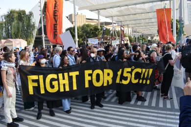 COP28: Acordo «ilumina o início do fim da era dos combustíveis fósseis», mas resultado não reflete «a urgência da ação climática» - CIDSE