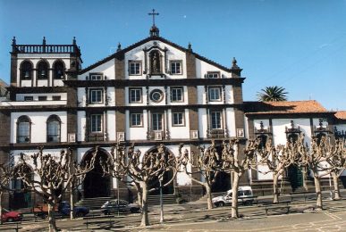 Angra: Diocese celebra 500 anos do Convento de São Francisco