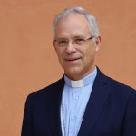 Leão XIV: Bispo de Angra afirma que primeiras palavras do Papa indicam caminho do «amor, diálogo» e «acolhimento»