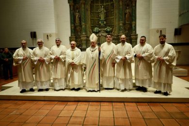 Igreja: Diocese de Aveiro ordenou sete diáconos permanentes