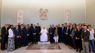 Vaticano: Francisco recebeu delegação da Rede Mundial de Oração do Papa