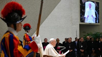 Vaticano: «A avareza é uma doença do coração, não da carteira» - Papa Francisco