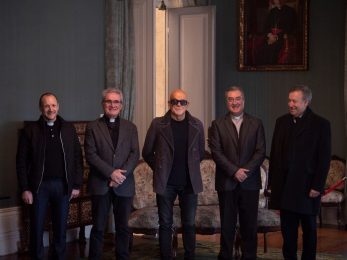 Igreja/Cultura: Bispo do Porto encontrou-se com o músico Pedro Abrunhosa