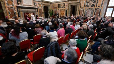 Vaticano: Papa condena lógica do lucro, sublinhando que defesa da natureza está ligada à defesa da vida