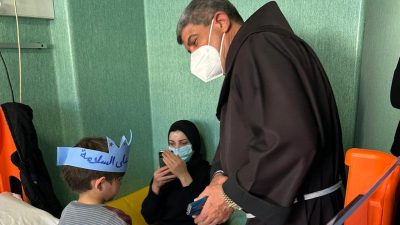 Vaticano: Hospital pediátrico da Santa Sé recebeu quatro crianças de Gaza