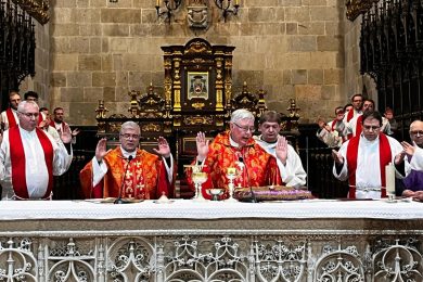 Braga: Arcebispo do Luxemburgo preside a missa internacional com membros do organismo internacional do serviço dos acólitos