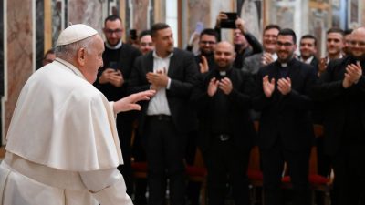 Vaticano: Papa sublinha necessidade de «maturidade afetiva», na formação dos novos padres