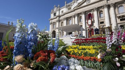 Vaticano: Praça de São Pedro vai ser «jardim» internacional, nas celebrações da Páscoa