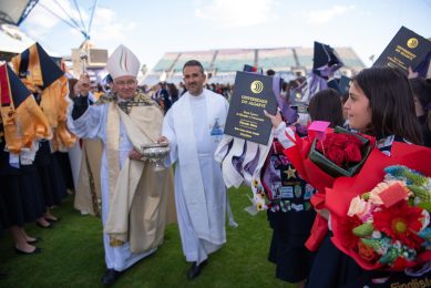 Algarve: Bispo disse aos finalistas universitários que «a vida ganha forma e grandeza quando é vivida com os outros»