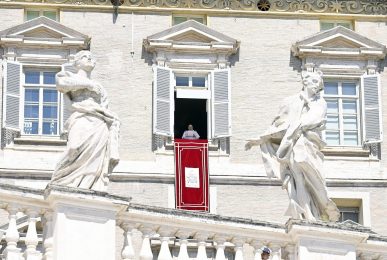 Vaticano: Papa diz que valor da vida se mede para lá do sucesso e do «julgamento dos outros»