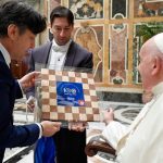 Vaticano: Papa recebe Federação Italiana de Dama, passatempo comum «entre os migrantes», que «encontram alívio»