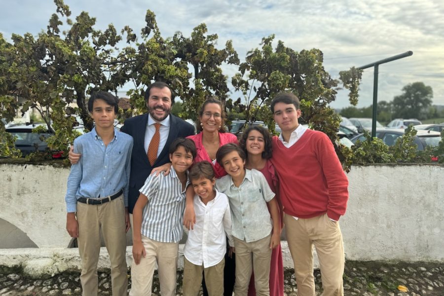Dia da Mãe: Maria e Miguel Sepúlveda são família de acolhimento de bebés, um «elemento agregador» entre todos