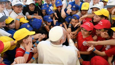 Vaticano: «Somos felizes porque acreditamos», diz Francisco, na Missa da I Jornada Mundial das Crianças
