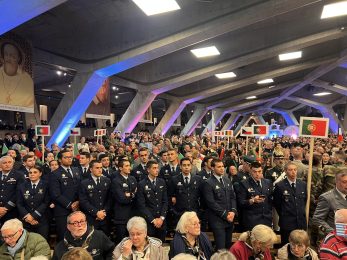 Vaticano: Papa pede a participantes da Peregrinação Militar Internacional a Lourdes para colocarem «as armas ao serviço da paz»