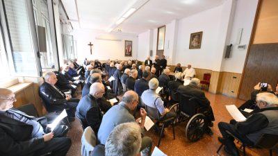 Vaticano: Papa encontrou-se com sacerdotes idosos da Diocese de Roma