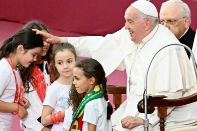 Vaticano: Papa elogia grupos corais como depositários do «tesouro» da arte e da beleza