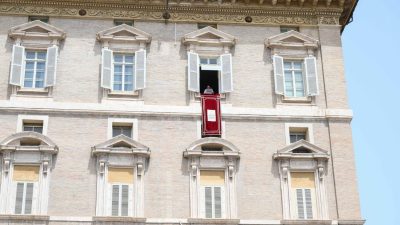 Vaticano: Papa rejeita «mecanismos e fechaduras de segurança» na Igreja