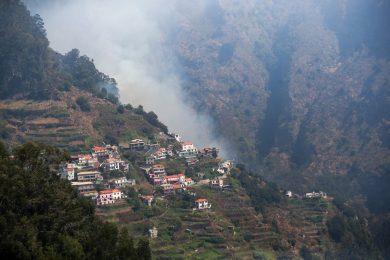 Solidariedade: Igreja do Curral das Freiras serviu como local de acolhimento e logística, durante incêndio