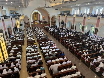 Timor-Leste: Do padre que ajudou Xanana Gusmão ao catequista que fez milhares de quilómetros, os testemunhos dos católicos em Díli