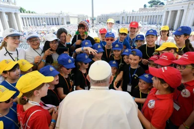 Vaticano: Aliança Mundial do Papa para a Saúde Infantil quer ajudar um milhão de crianças