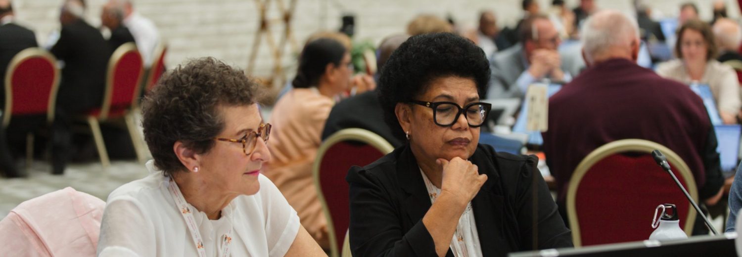 Vaticano: Nova comissão de estudo reafirma «não» ao diaconado feminino, após cinco anos de trabalho