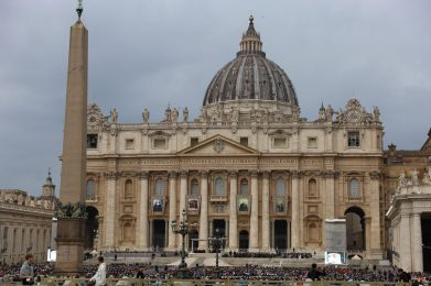 Vaticano: Papa pede unidade nas famílias e sublinha sofrimento dos filhos nas separações