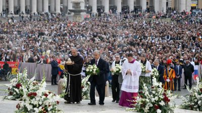 Vaticano: Papa evoca povos da Amazónia e vítimas da guerra