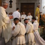 Açores: Bispo de Angra ordena três sacerdotes e pede-lhes para serem «padres de hoje»