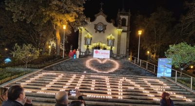 Viseu: Escadaria da Igreja dos Terceiros iluminou-se com a palavra «cuidar»